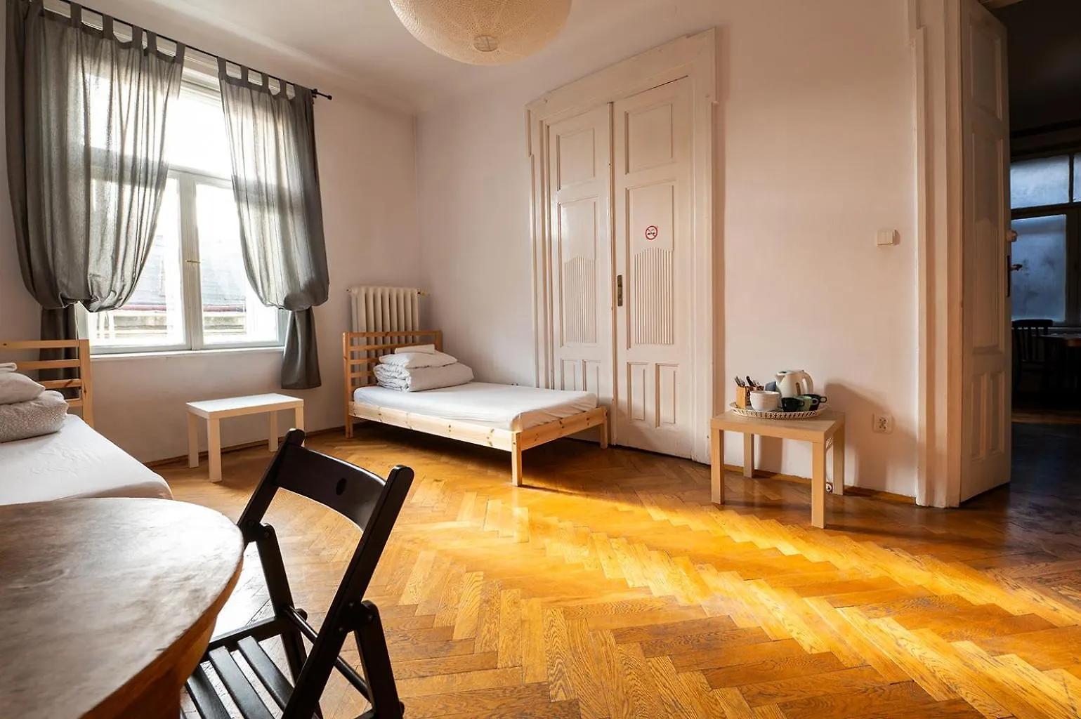 Hostel Trzy Kafki Private Rooms Krakow Poland
