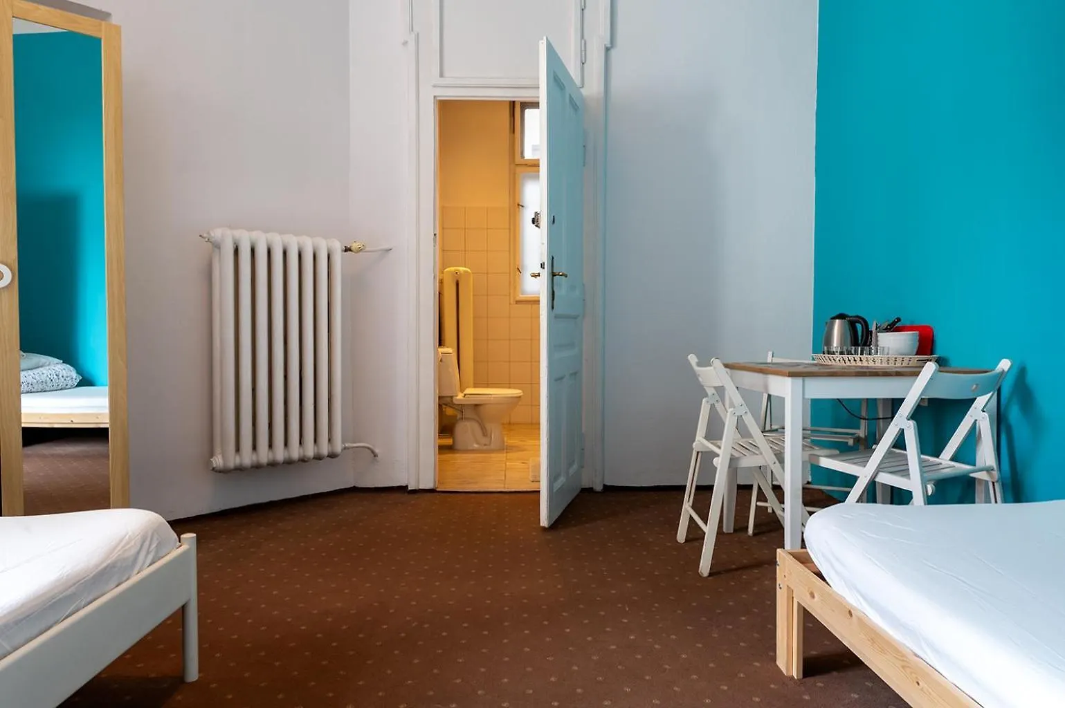 Hostel Trzy Kafki Private Rooms Krakow